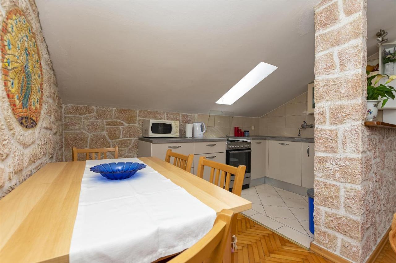 Apartment Ivanka Omiš Εξωτερικό φωτογραφία